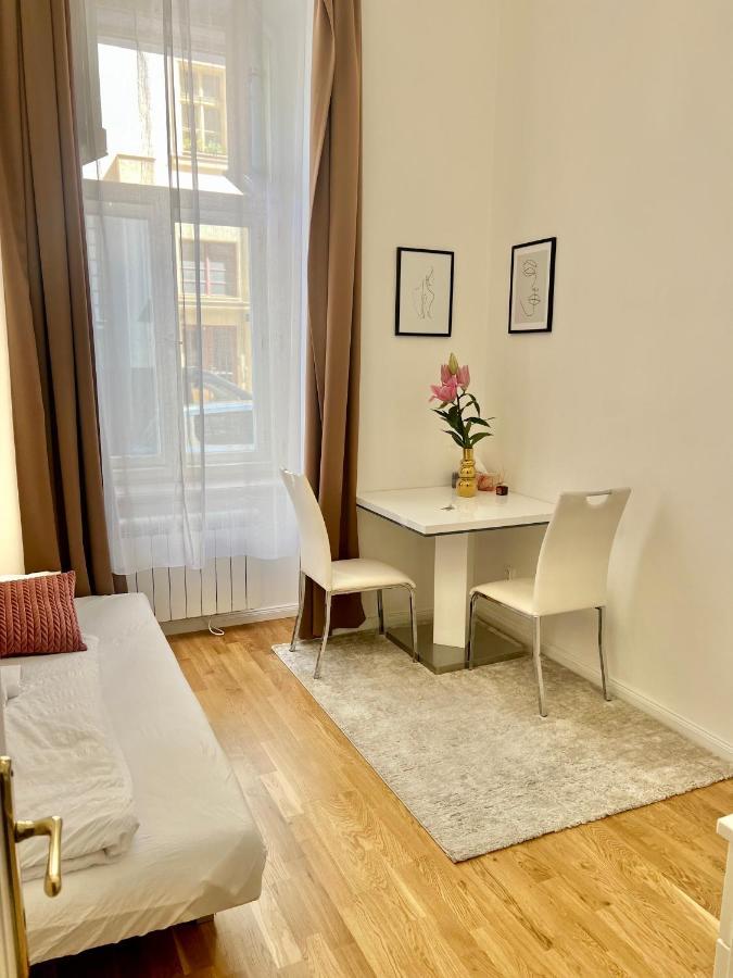 Angeloroma Deluxe Apartment Praha Eksteriør bilde